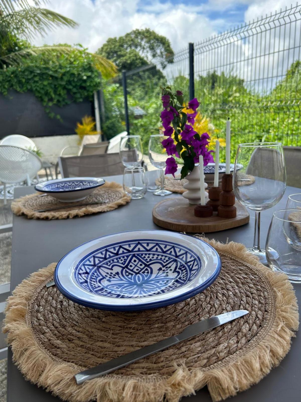 Maison La Cafeiere Saint-Claude Ngoại thất bức ảnh